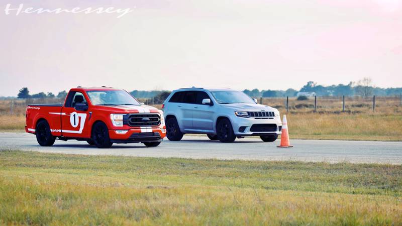 Stock Jeep Trackhawk Takes On The Venom 775 F-150 By Hennessey Performance
- image 1042364